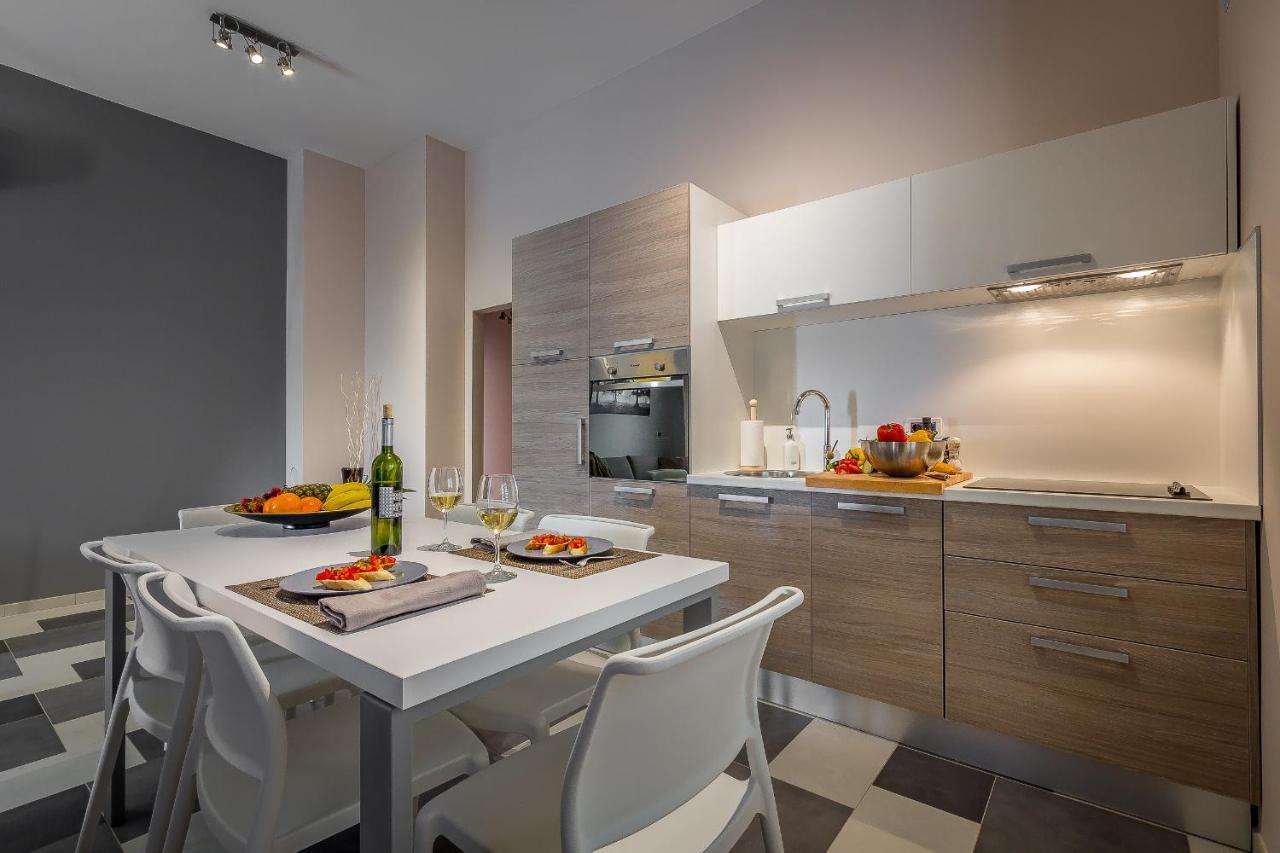 Apartment Maris 罗维尼 外观 照片
