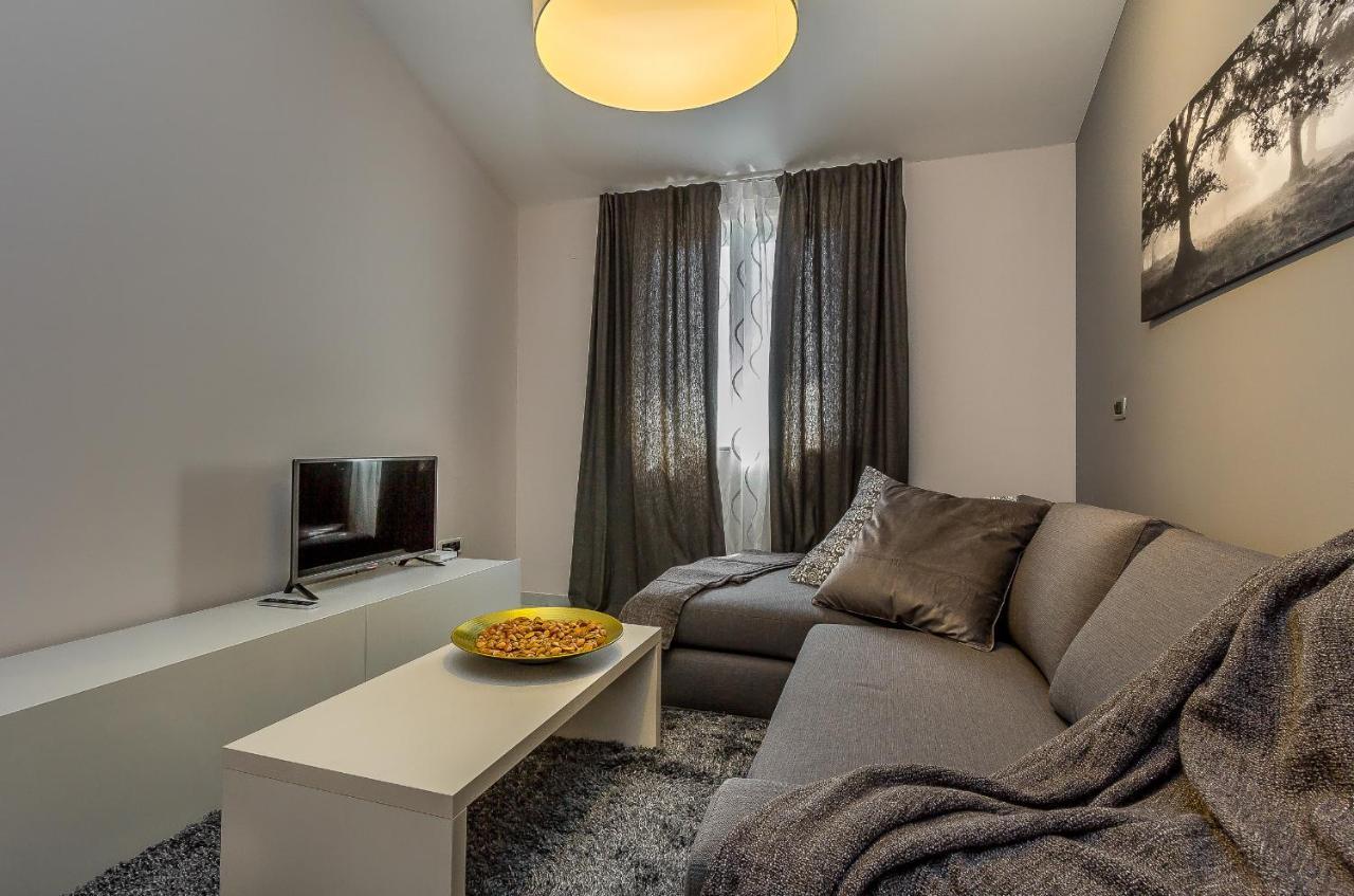 Apartment Maris 罗维尼 外观 照片